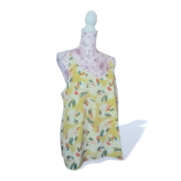 Banana Republic Cami Blouse - Picture 2 of 4